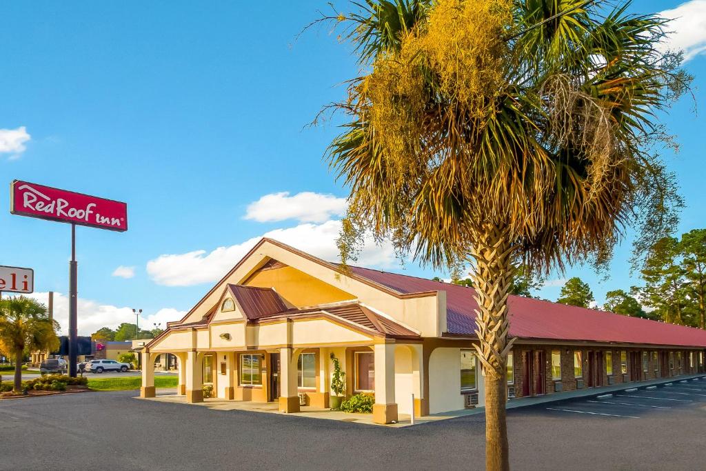 Red Roof Inn Santee photo 3