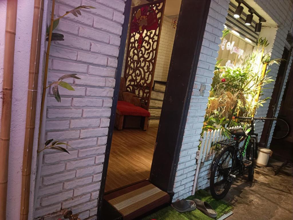 Center of Hoan Kiem Lake