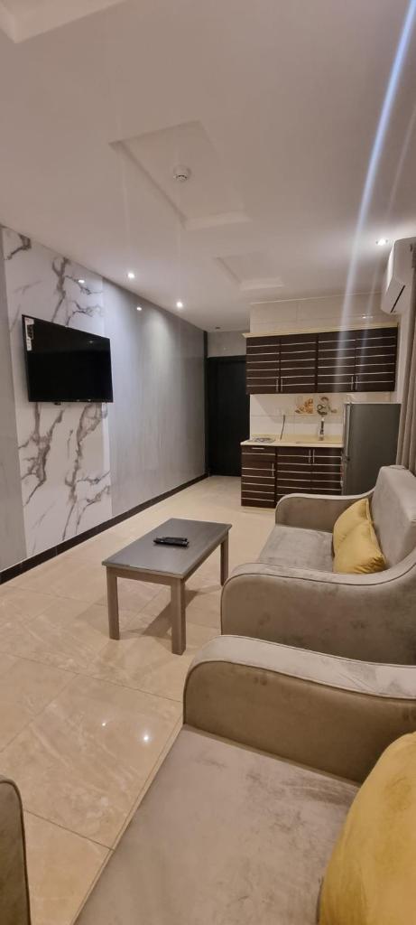 Marin suite Al-suidi serviced apartments - مارين سويت السويدي للشقق المخدومة - Tap to explore photos