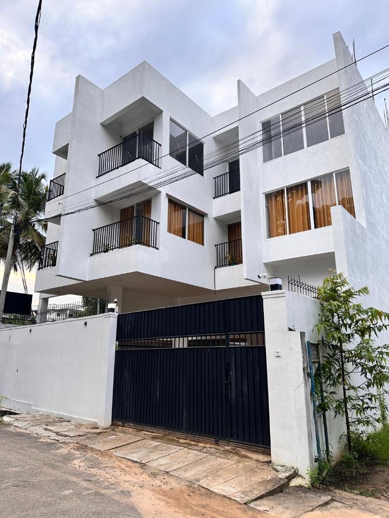 2 Bedroom Apartment L - Aurora Residences Maharagama photo 3