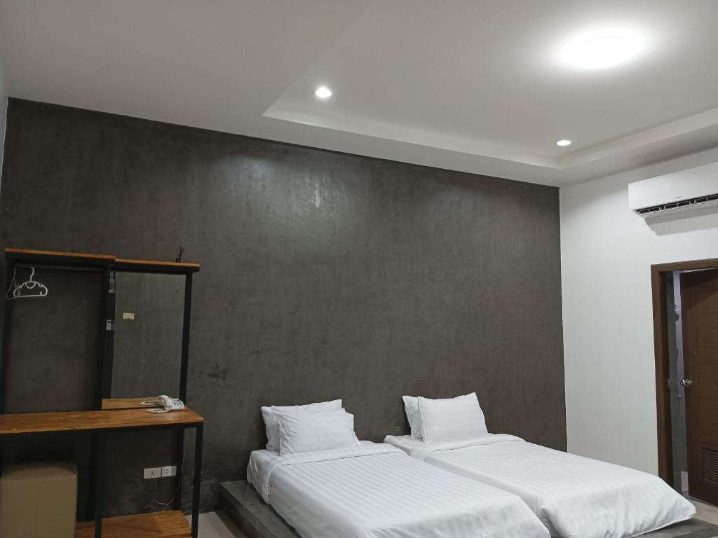 22 Twenty-Two Hotel ทะเวนตี้-ทู โฮเทล Room Type - Twin Room