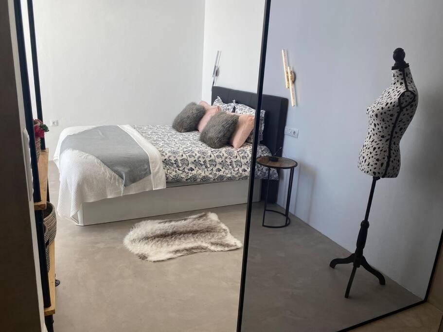 private loft-sea views-Jacuzzi photo 4