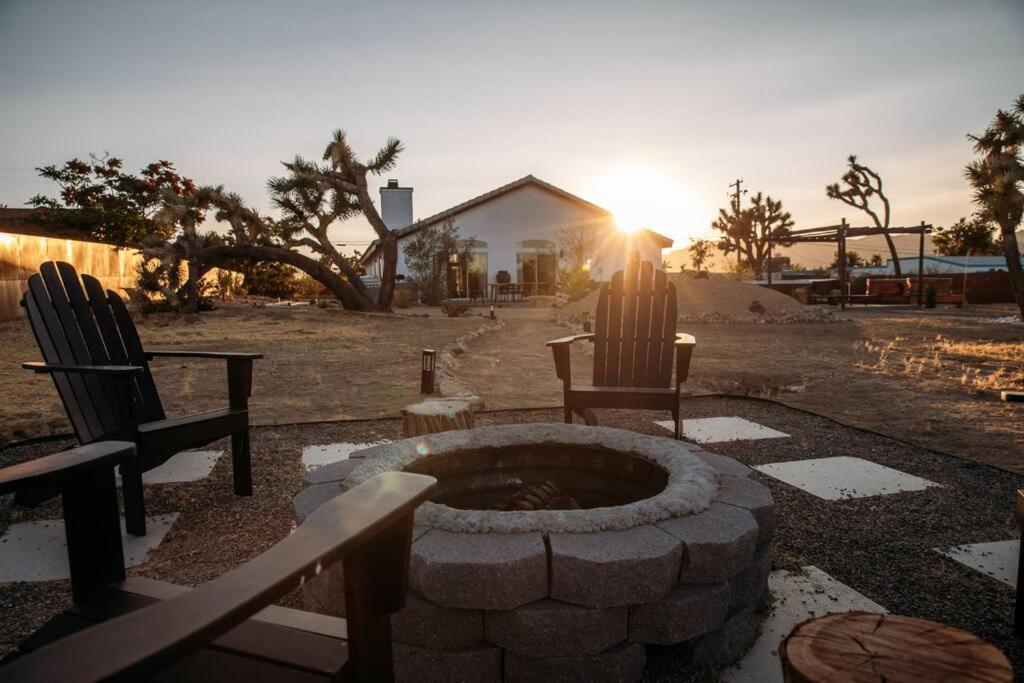 The Tiny Bungalow: Joshua Tree photo 4