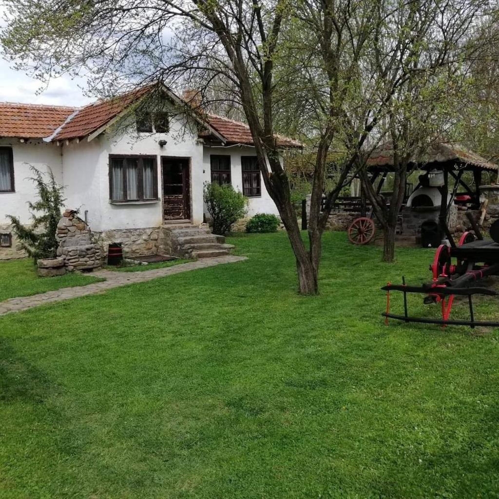 ETNO KOMPLEX NIKOLOV photo 1