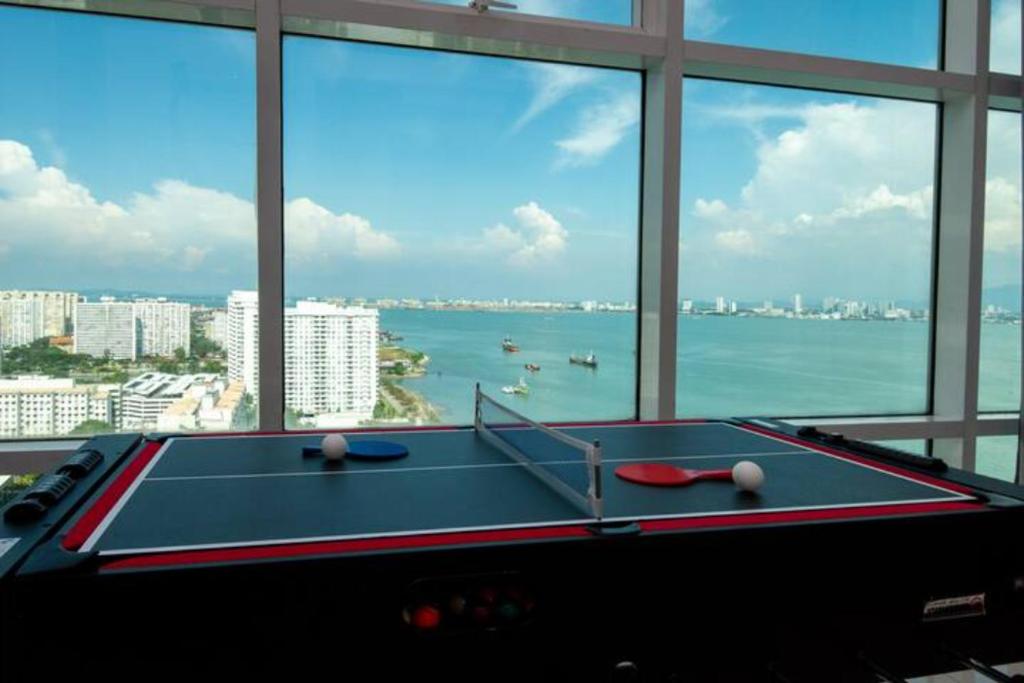 XBox, Karaoke, Foosball, PoolTable, IceHockey, Ping Pong, Board Games photo 1