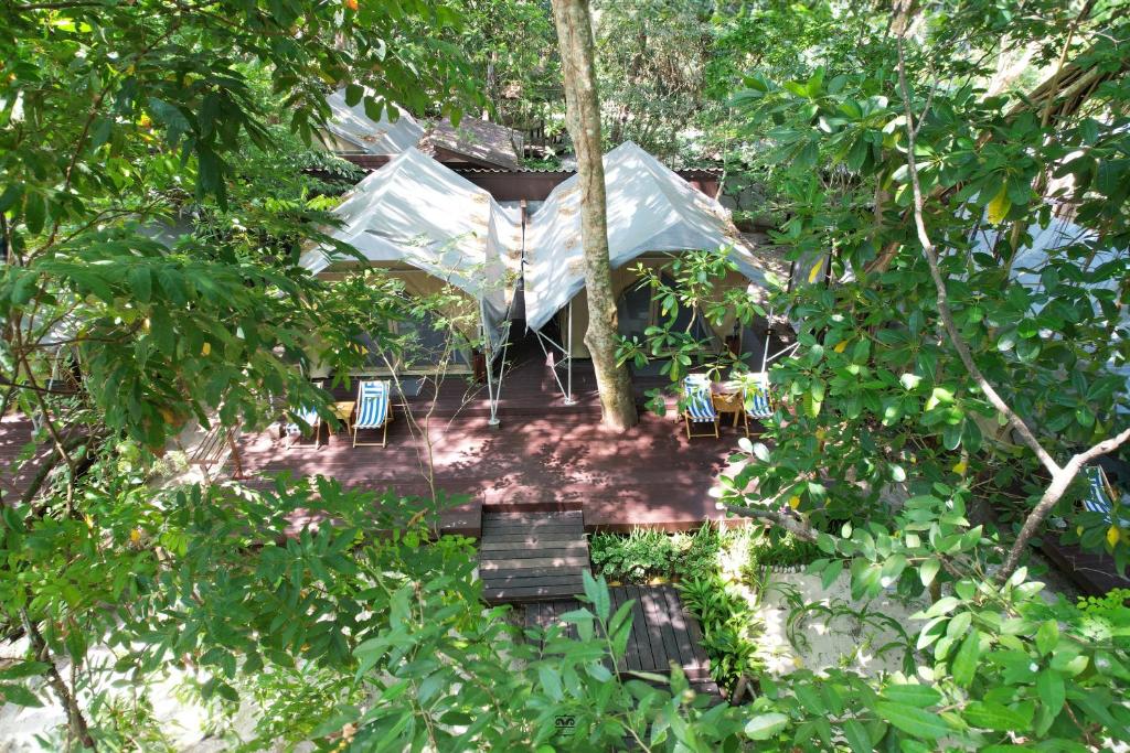 Victoria Cliff Resort Nyaung Oo Phee Island photo 3