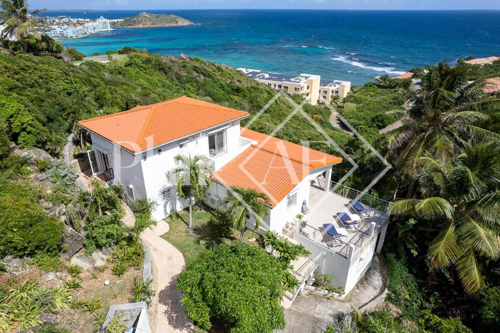 6 bed-rooms Villa at Dawn Beach Estate