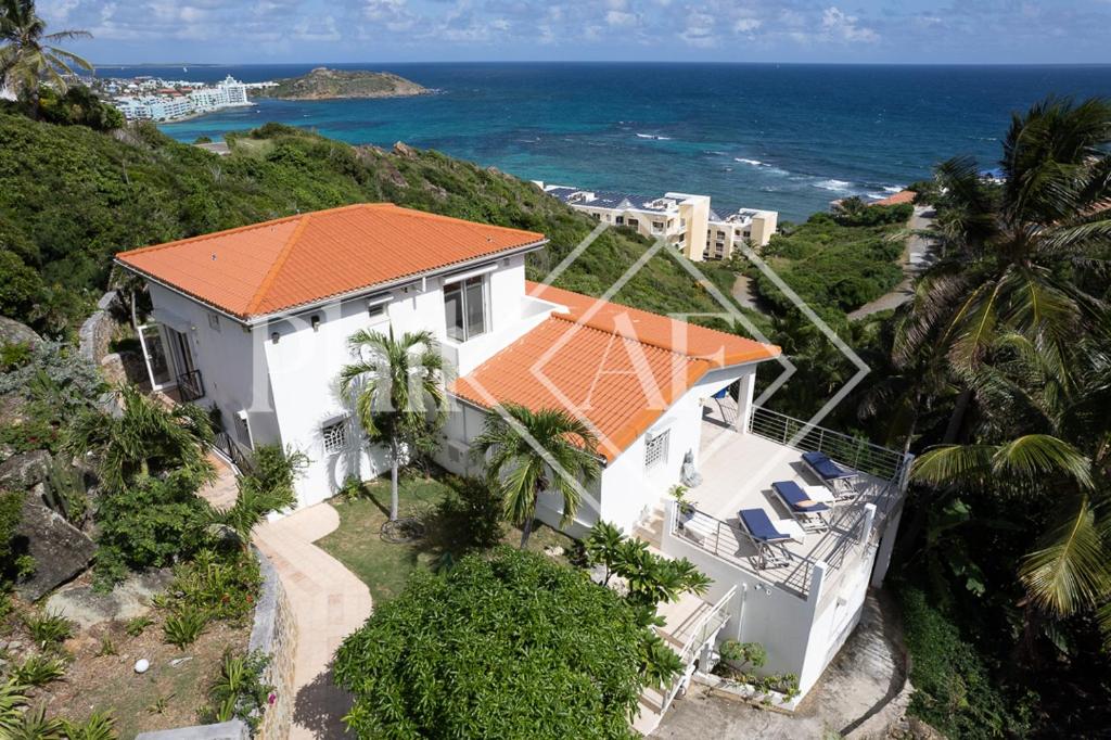 6 bed-rooms Villa at Dawn Beach Estate photo 3