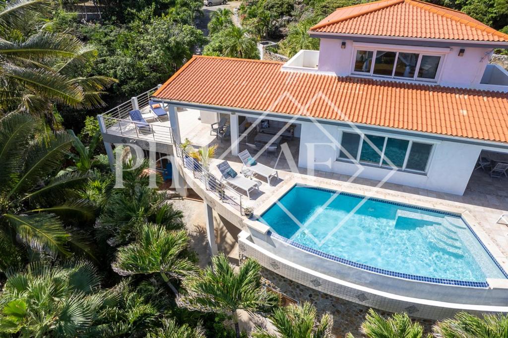 6 bed-rooms Villa at Dawn Beach Estate photo 4