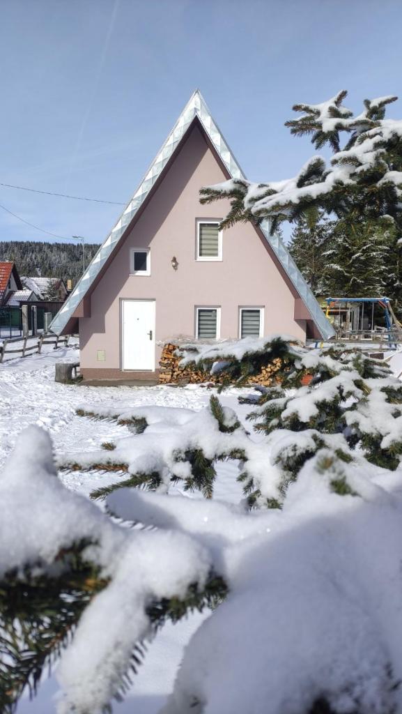 Vikendica Vrtača- Odvraćenica photo 1