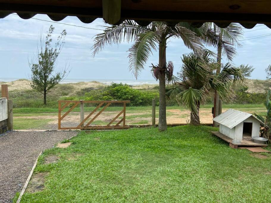 Casa Amarela a Beira Mar entre Arroio do Sal e Torres photo 1