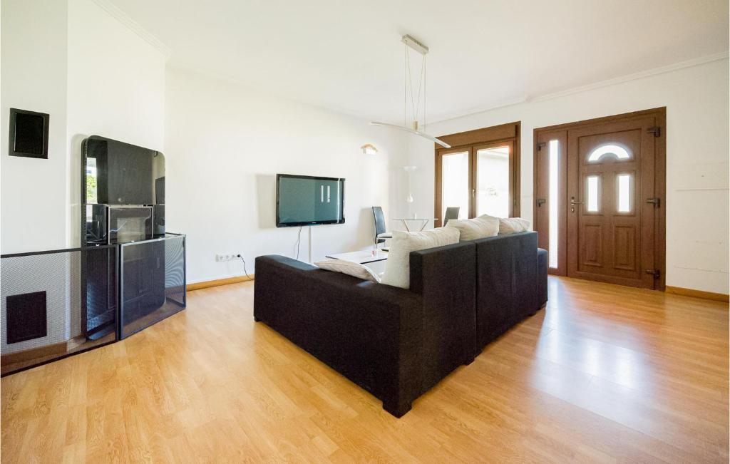 3 Bedroom Amazing Home In A Guarda photo 4