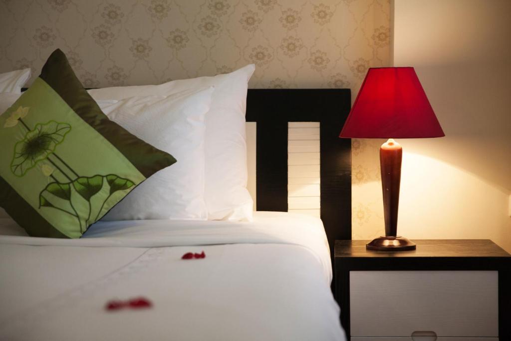 Serenity Villa Hotel