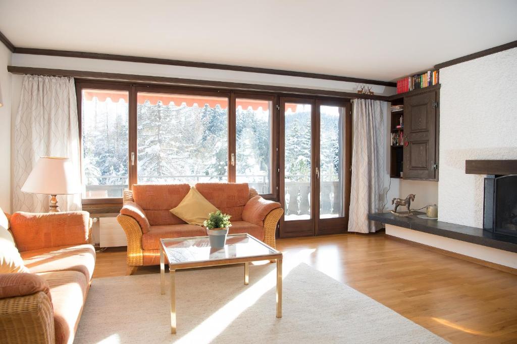 Cristallina holiday flat for 4 people Lenzerheide photo 1