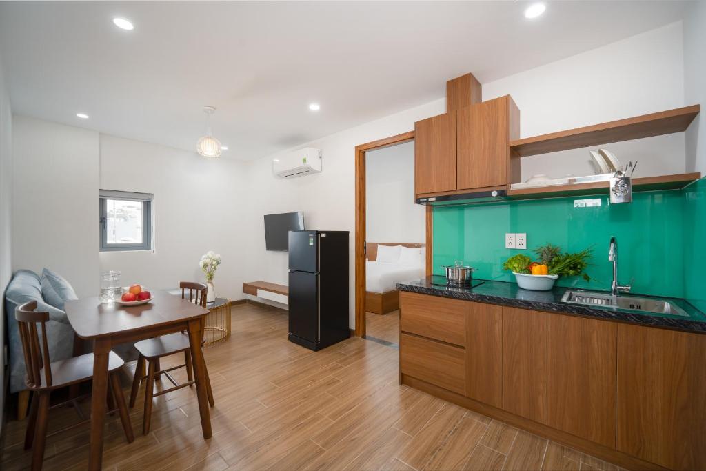 SAMATHA APARTMENT & HOTEL