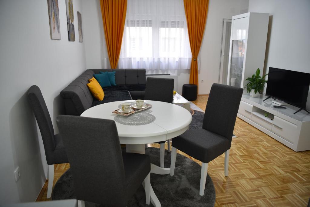 SM apartman photo 3