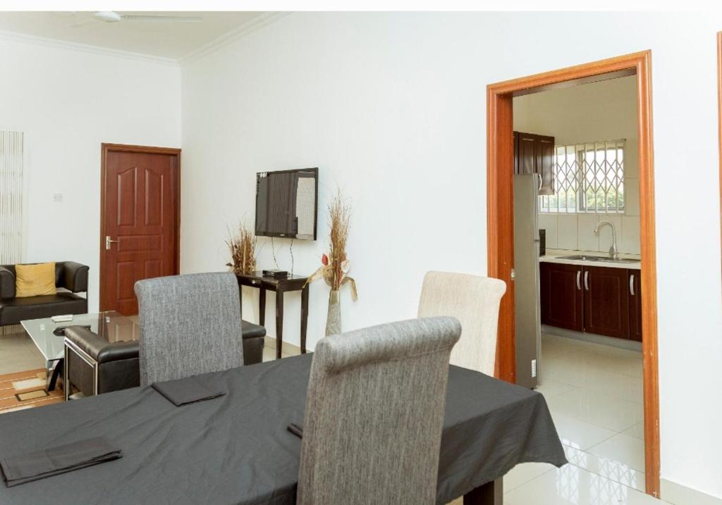 Lovely two-bedroom house near Aburi Accra photo 2