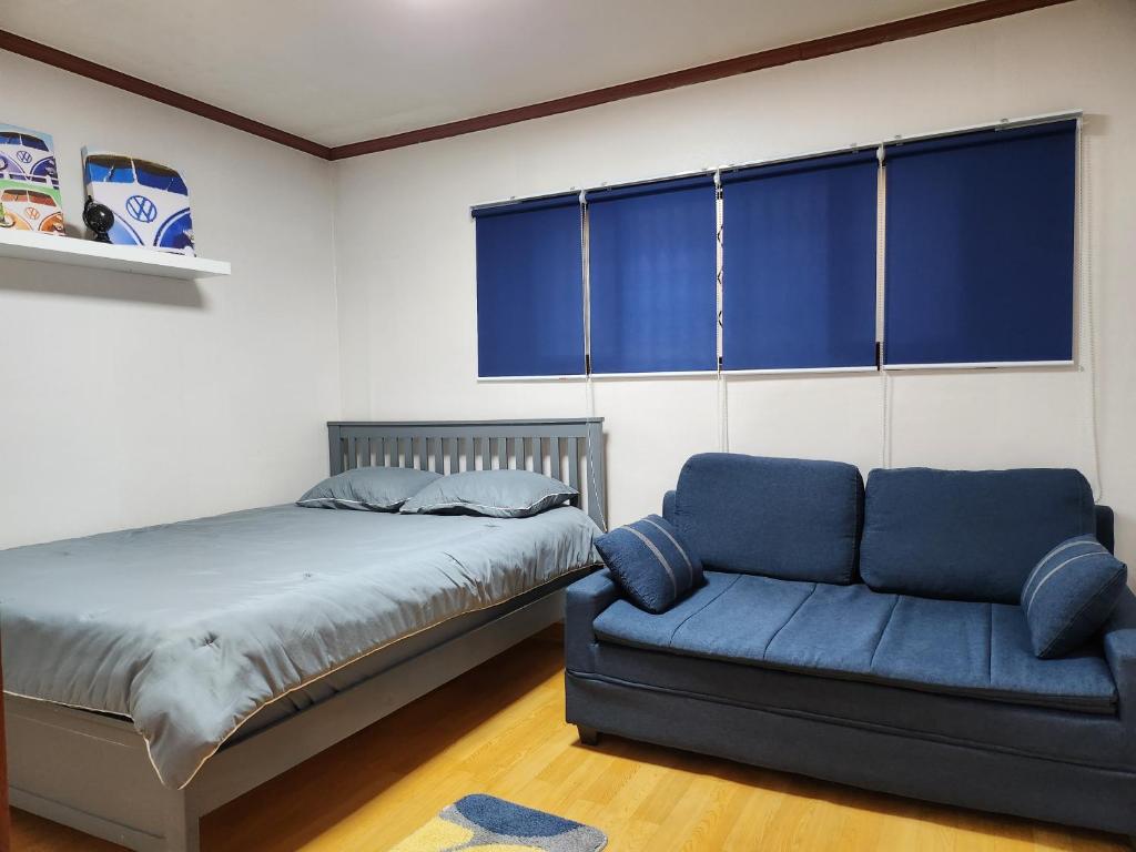 Spacious Master Suite photo 2