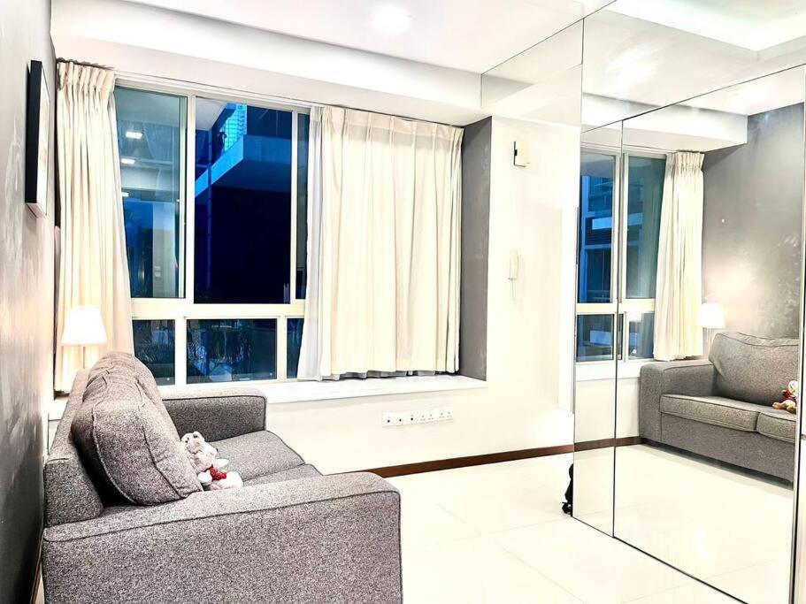 Centrally-located Cozy Apt Near 3 MRT Lines photo 2