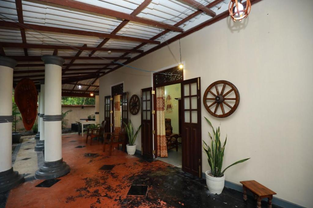 Serene villa photo 2
