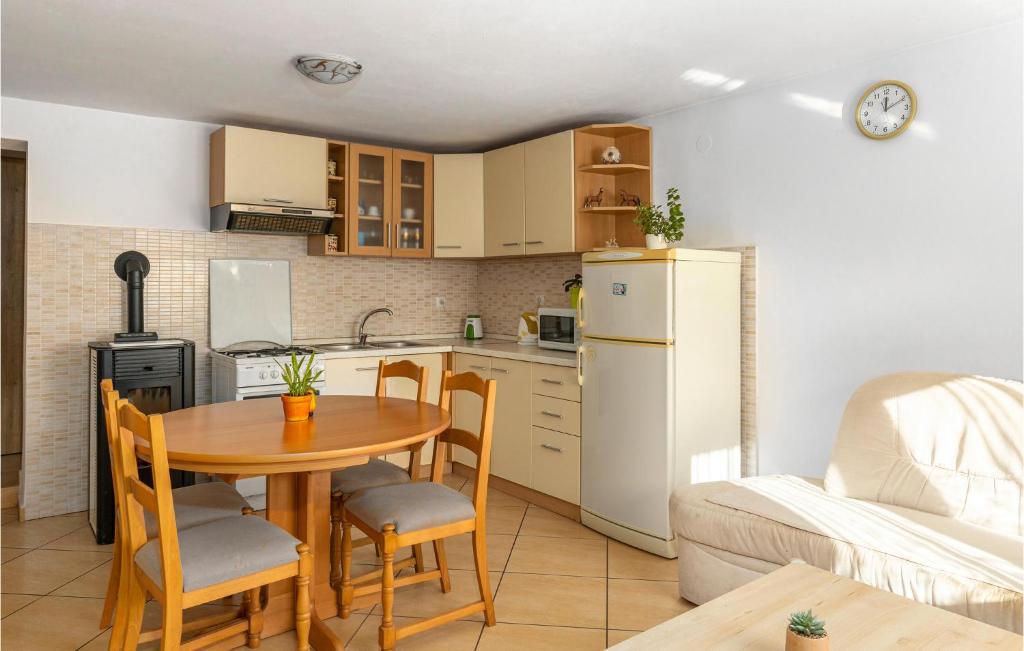 Lovely Home In Cavle With Wi-fi photo 4