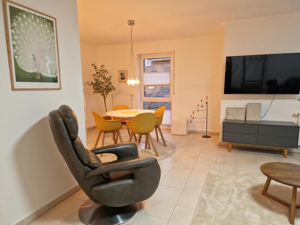 Cozy Apartment: Design Superior Suite Zentral - Küche - Balkon photo 4