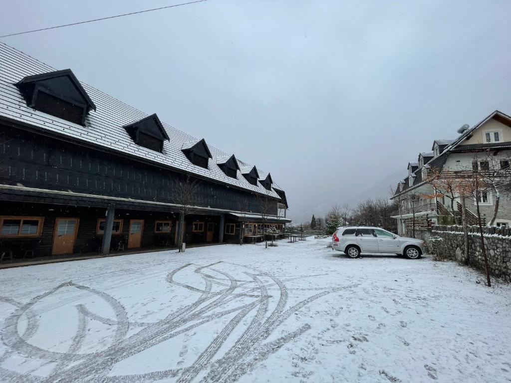 Boga Alpine Resort photo 1