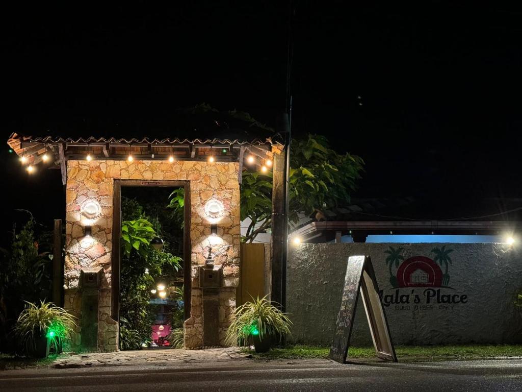 Lala's Place photo 2