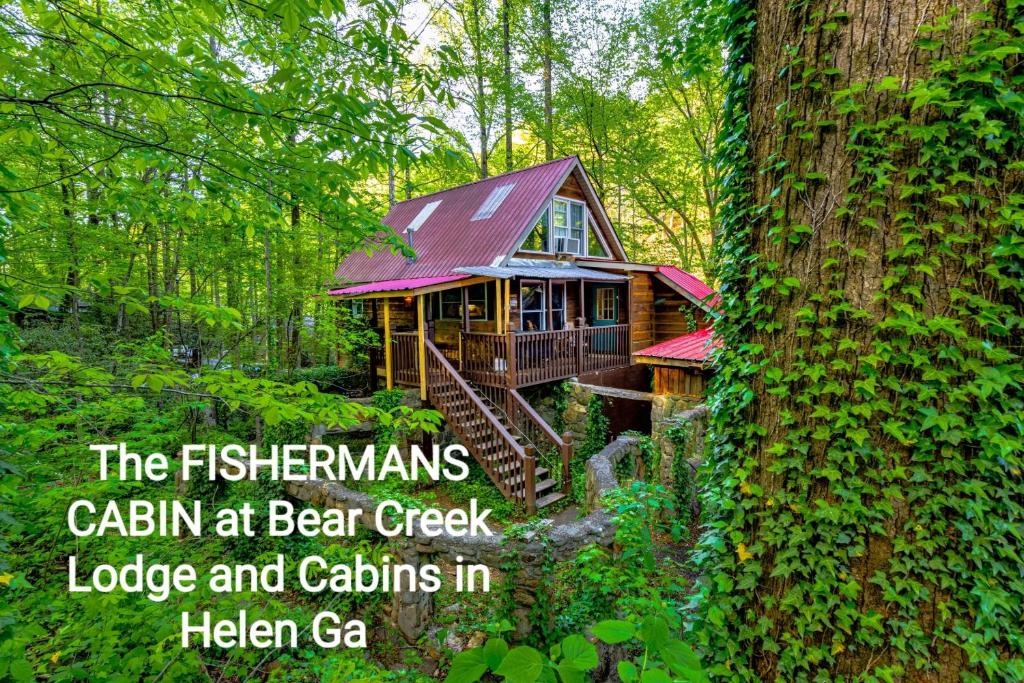 Bear Creek Lodge and Cabins in Helen Ga - Pet Friendly, River On Property, Walking Distance to downtown Helen photo 3