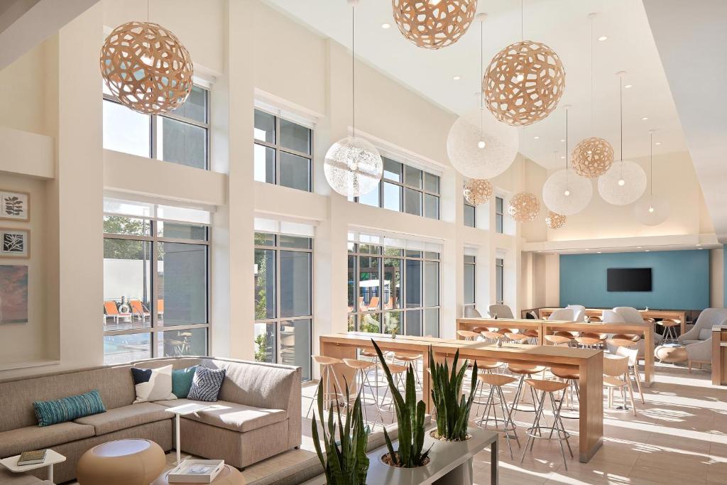 Element Orlando International Drive image