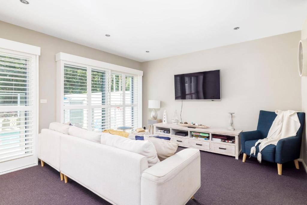 514 Oaks Pacific Blue Townhouse