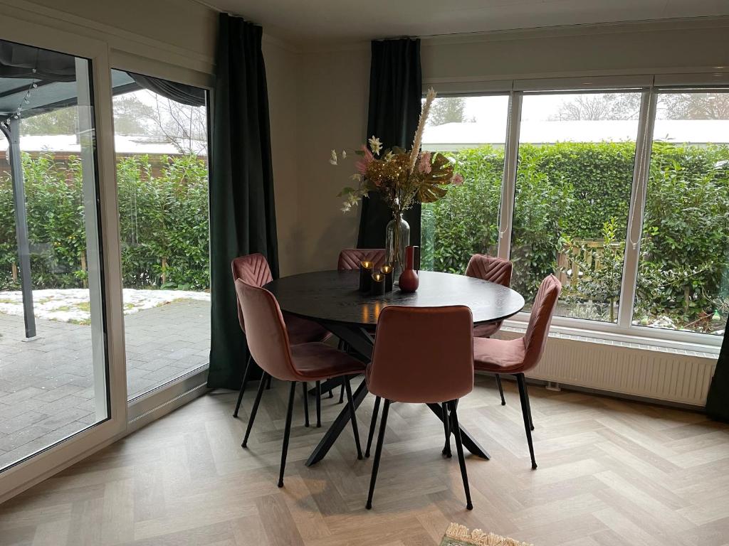 Chalet vakantiepark Beekbergen photo 3