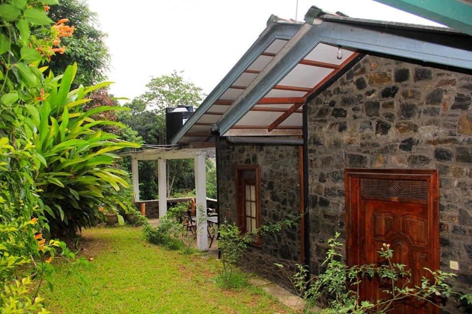 M country home photo 3