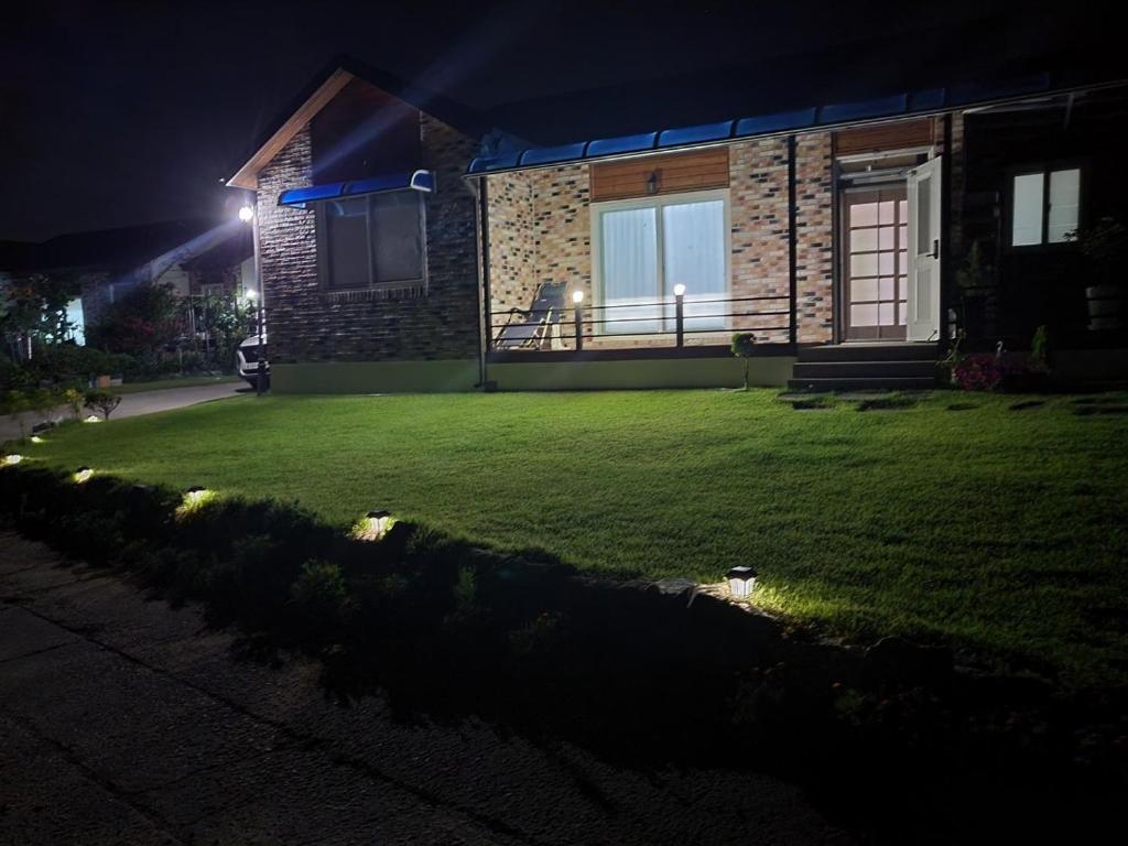 Donghae sea hill House photo 1