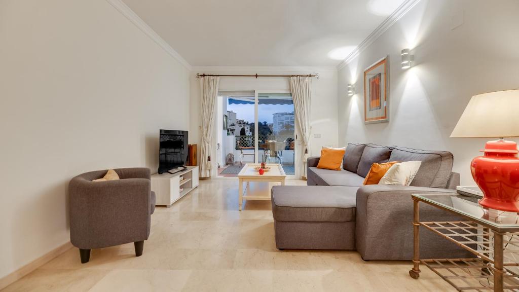 Urban Exclusivity At Puerto Banús - Tap to explore photos