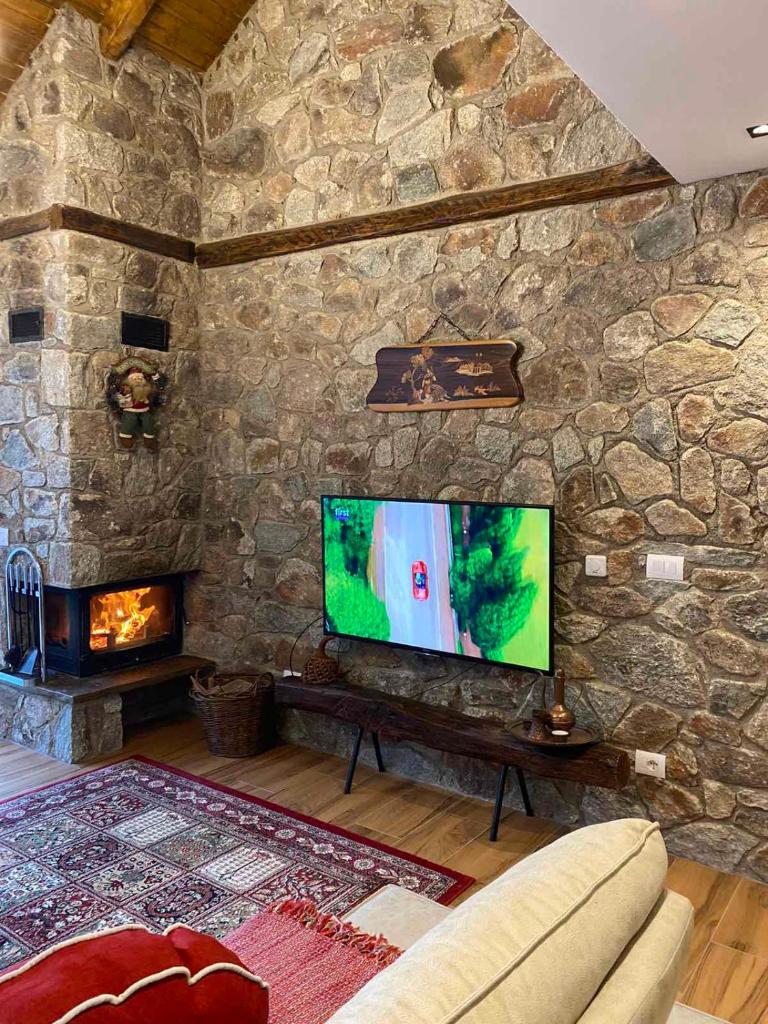 Villa Gjelbër 1 photo 1