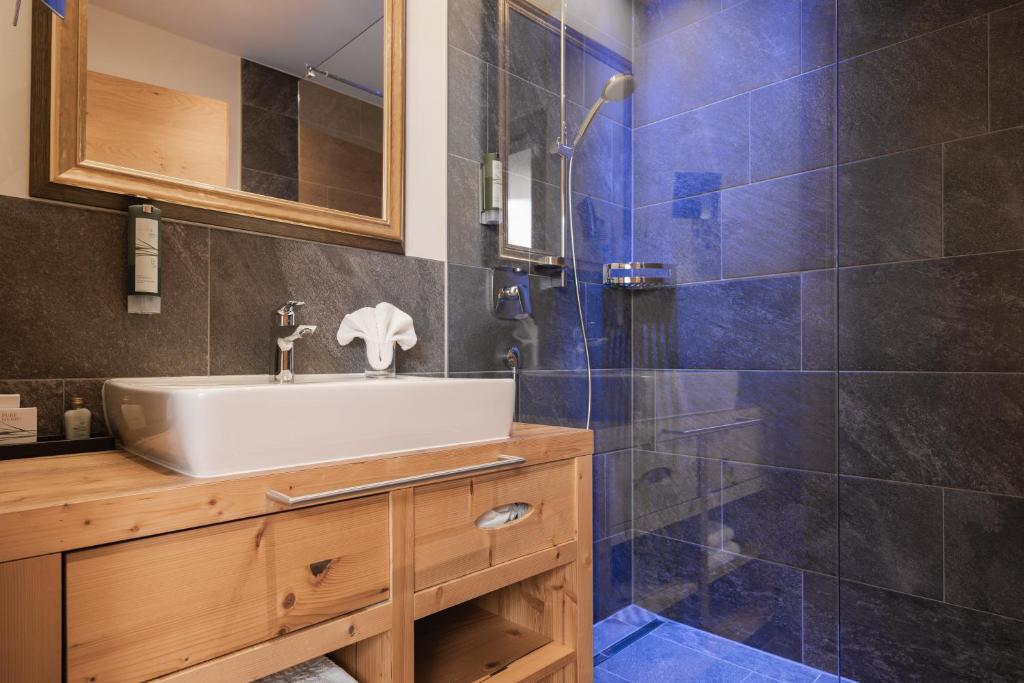 Hotel Bergblick photo 1