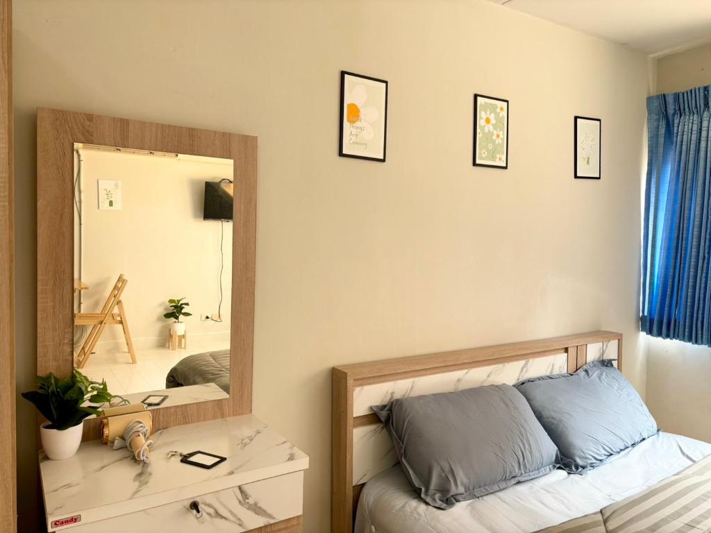 Room For rent poppular condo T8 Fl 6 photo 4