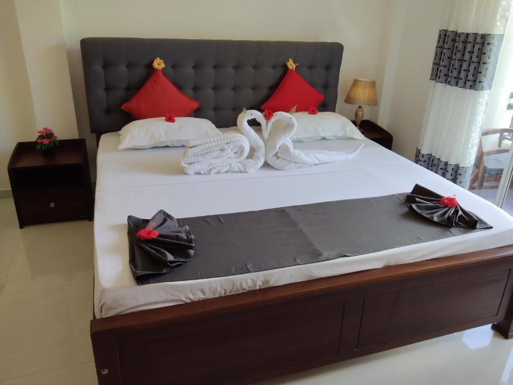 Hotel Sapid Luck Yala Safari photo 3