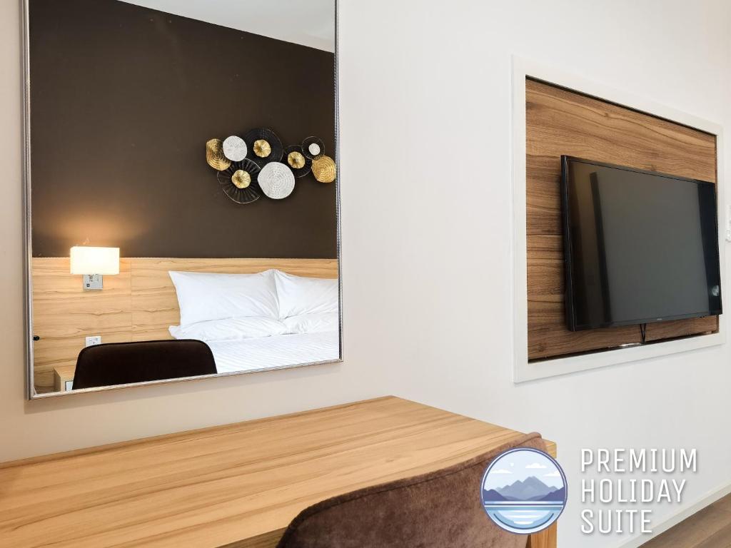 Premium Holiday Suite beside Lost World Tambun photo 2