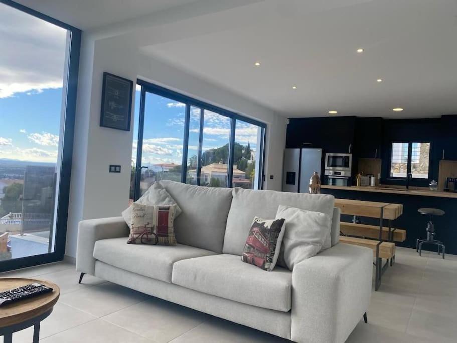 Villa neuve magnifique vue photo 2