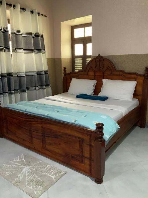 Zebra-House StoneTown photo 1