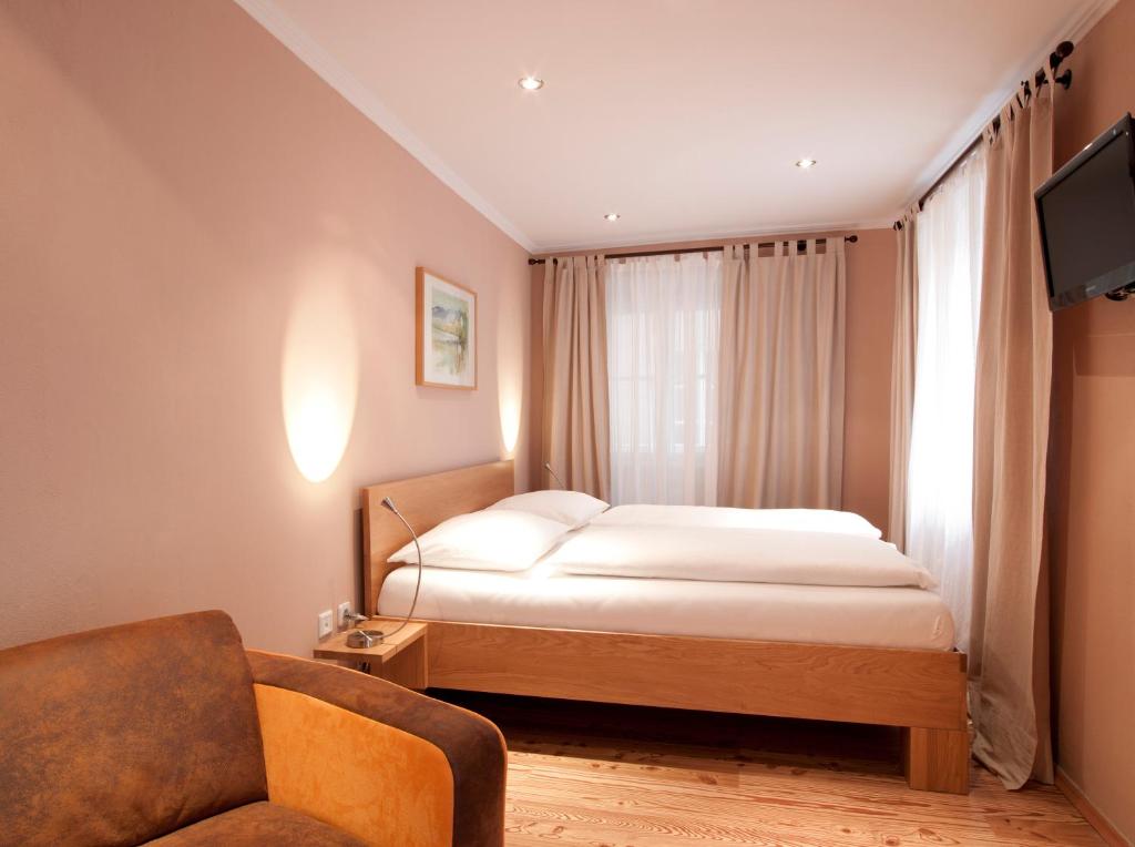 Двухместный (Небольшой двухместный номер с 1 кроватью), Altstadthotel Kasererbräu