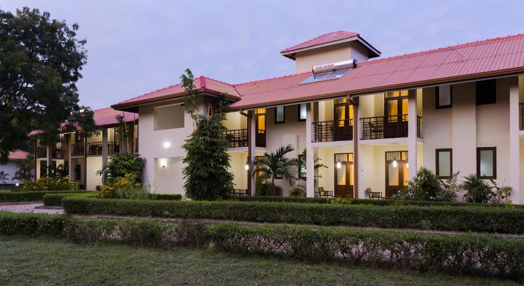 Hotel Chenra photo 1