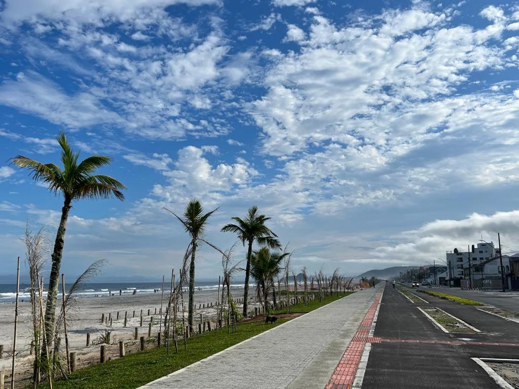 Lindo apartamento com vista para o mar photo 1