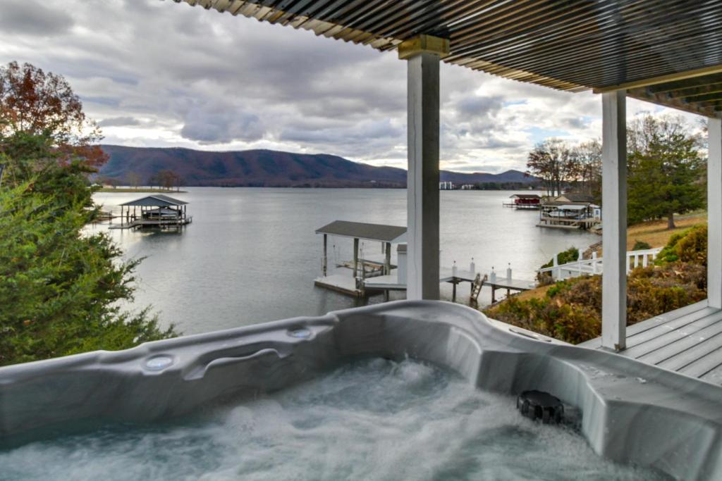 Waterfront Smith Mountain Lake Home with Dock! photo 1