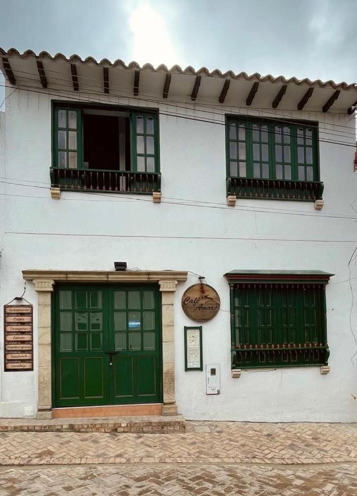 VILLA DE MOYA HOTEL MONGUI