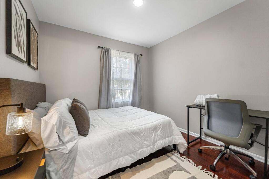 Townhouse In Woodbridge photo 4