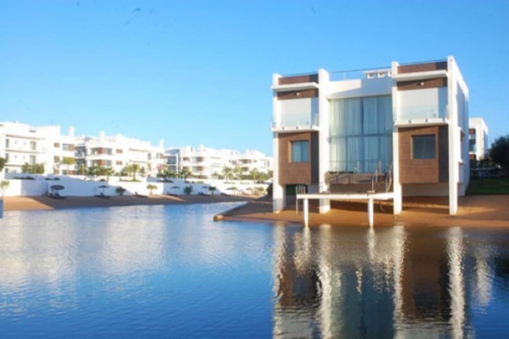 Eden Island Bouznika : Private beach, Swimming pool, Comfort. photo 2