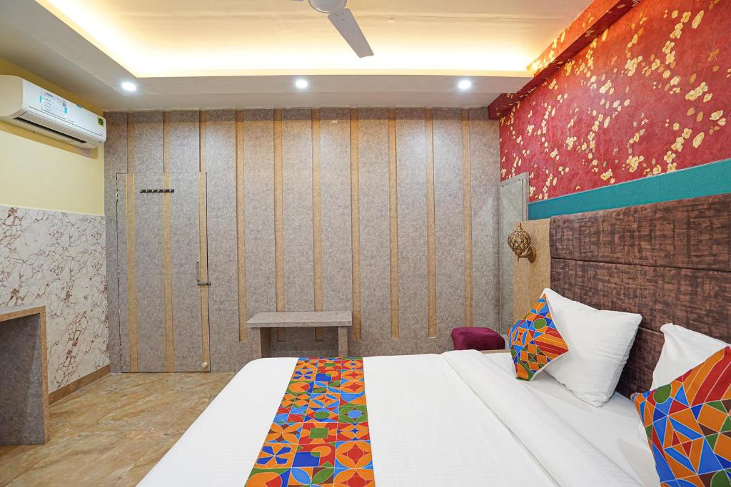 FabHotel RS Residency photo 4